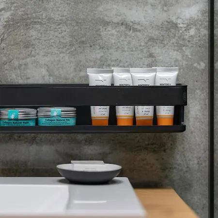 New Wagrowska With 2 Free Parking Places And Balcony In By Renters Lägenhet