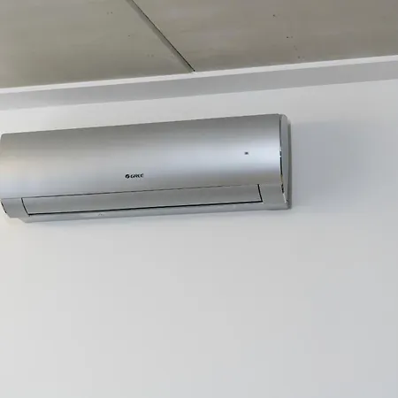 New Wagrowska With 2 Free Parking Places And Balcony In By Renters * 포즈난