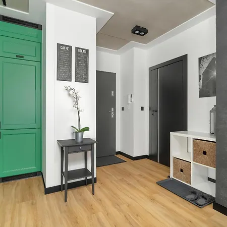 New Wagrowska With Balcony In By Renters * Poznan