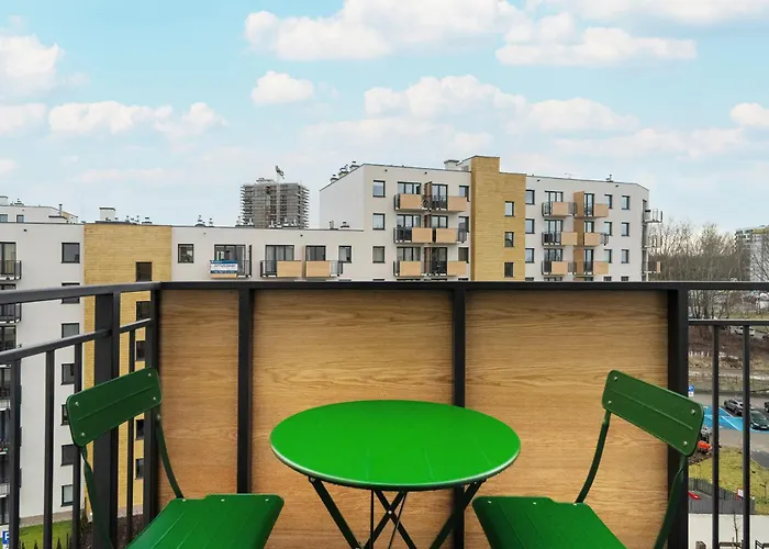 New Wagrowska With 2 Free Parking Places And Balcony In By Renters * 포즈난